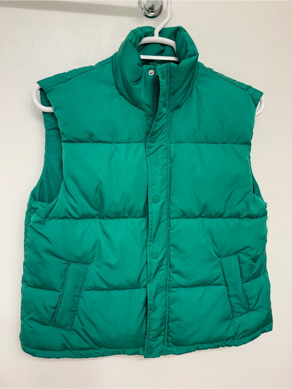 Wondershop women’s Quilted Green Puffer Vest